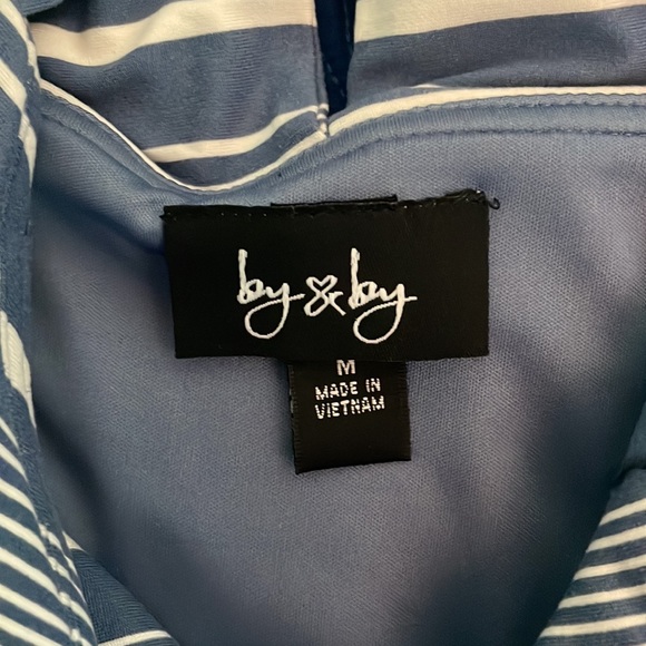 Off the Shoulder Stripped Jumpsuit - Picture 3 of 4